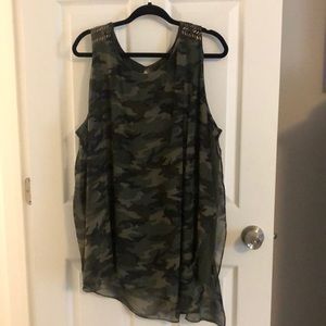 Camouflage Studded Tank